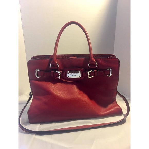 Michael Kors Handbags - PRICE DROP🎈Michael Kors Hangbag